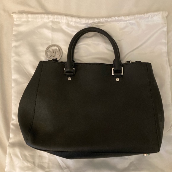 MICHAEL KORS HANDBAG - Picture 2 of 6